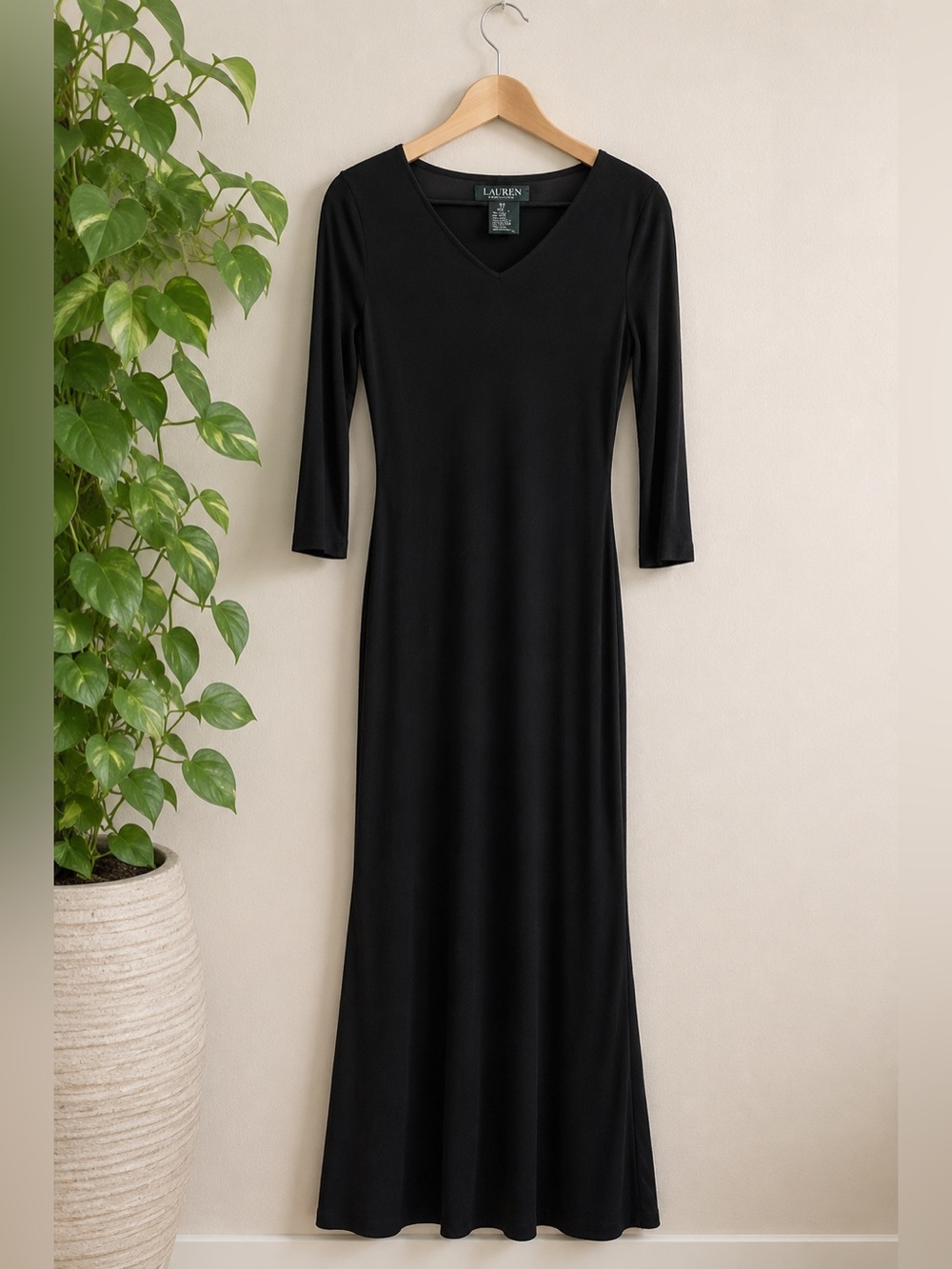 Lauren Ralph Lauren Black Maxi Dress Bodycon Sz S V Neck LBD Corpcore Formal LRL